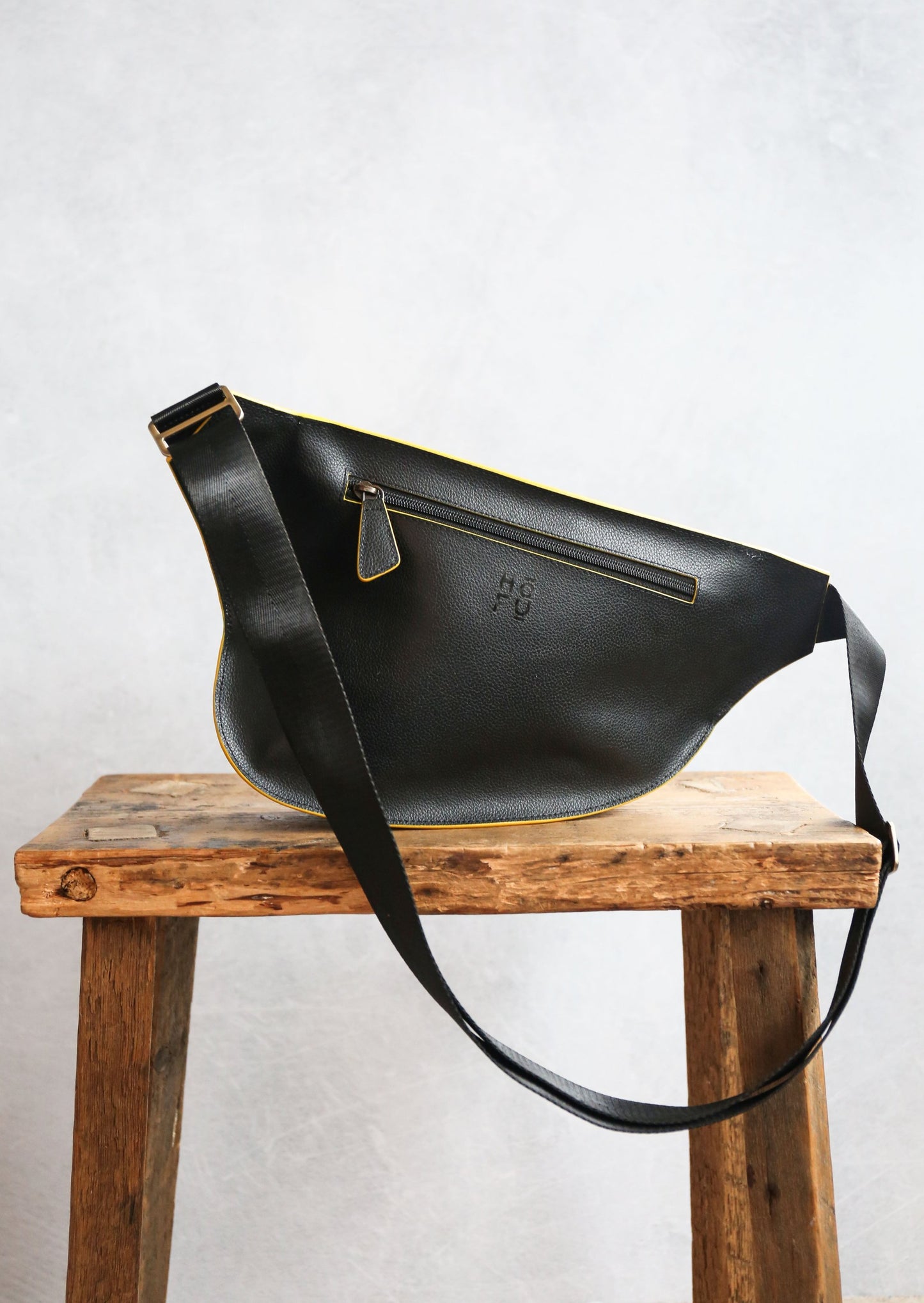 Moondance Mirum Plant Vegan Crossbody Bag in Black