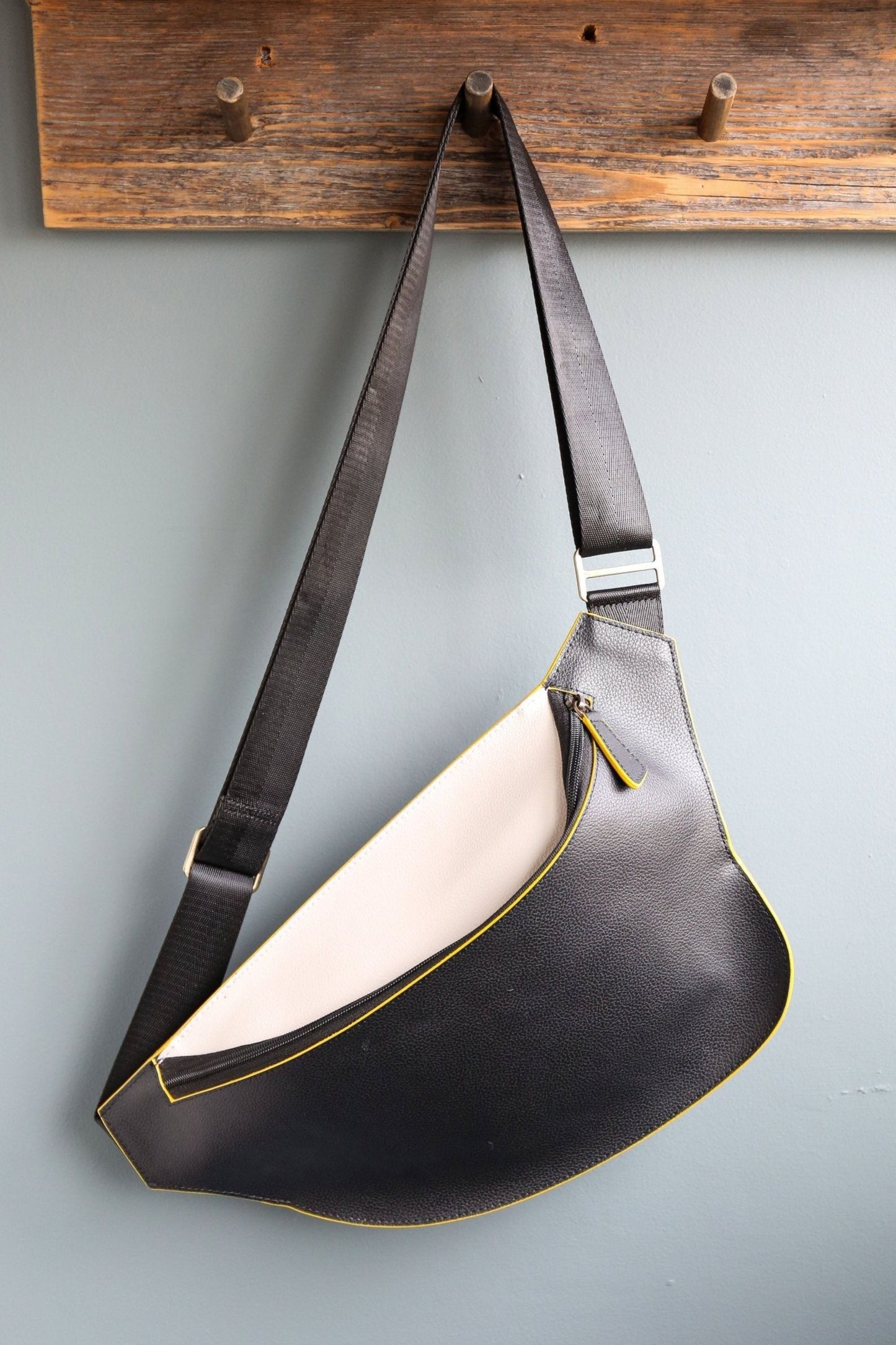 Moondance Mirum Plant Vegan Crossbody Bag in Black 4