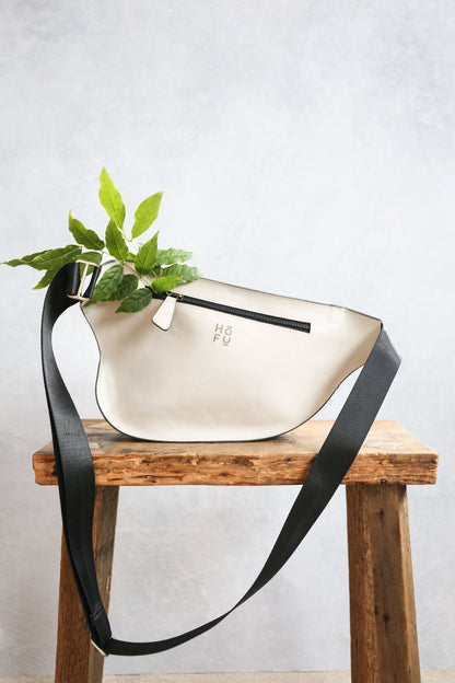 Moondance Mirum® Plant Vegan Crossbody Bag